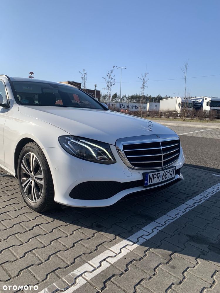 Mercedes-Benz Klasa E 220 d Avantgarde - 3