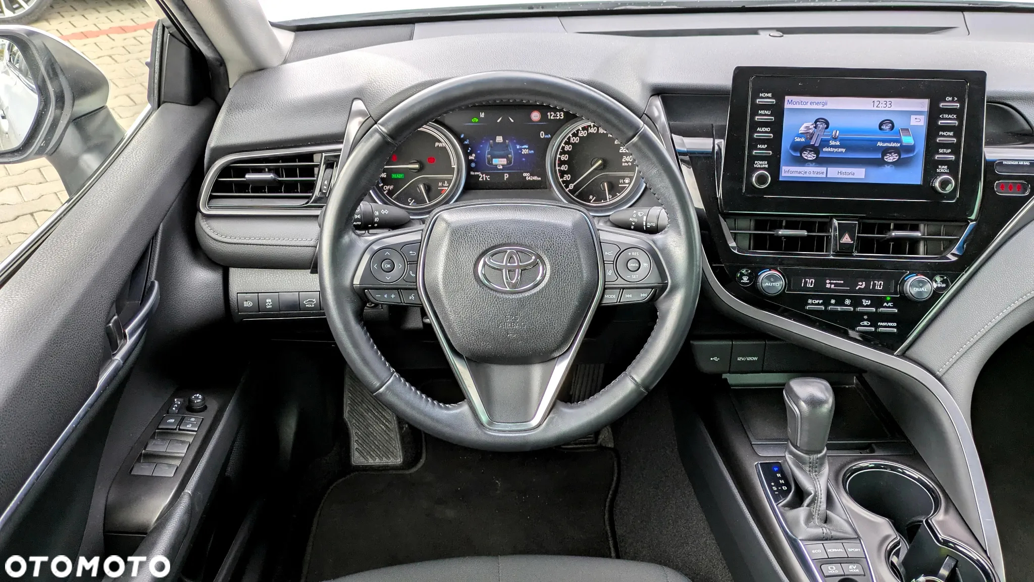 Toyota Camry 2.5 Hybrid Comfort CVT - 8