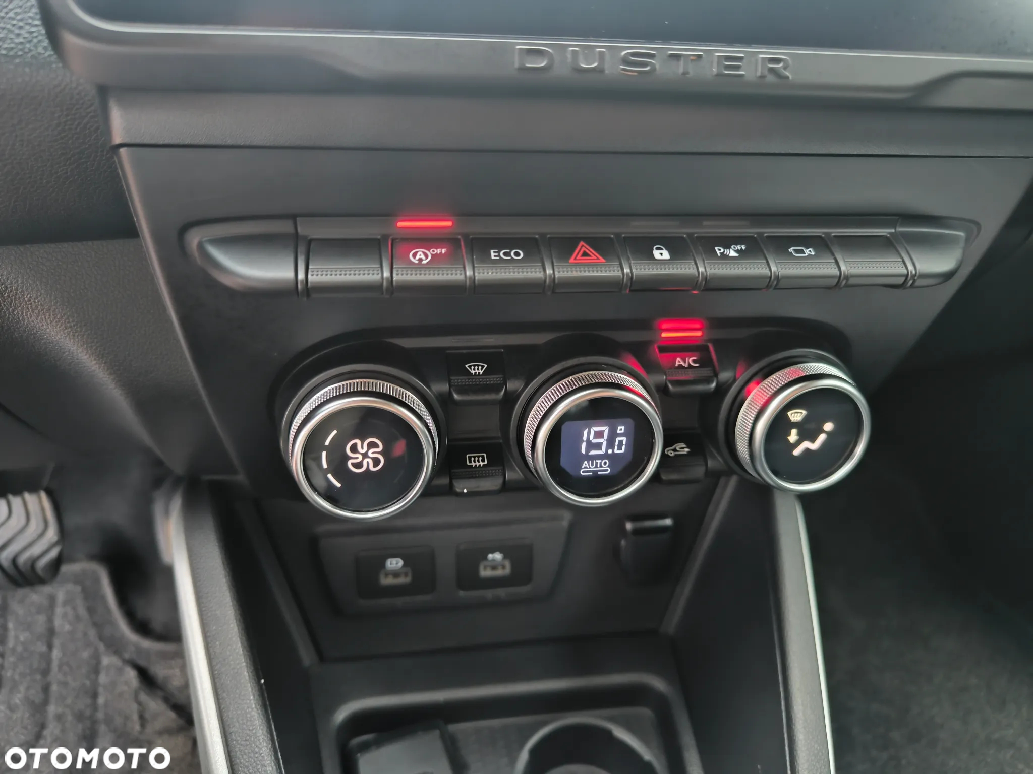Dacia Duster 1.0 TCe Prestige - 24