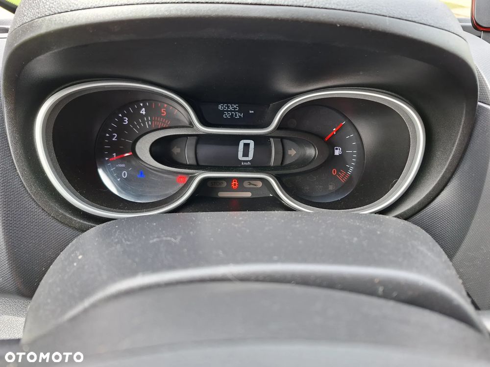 Renault Trafic - 10