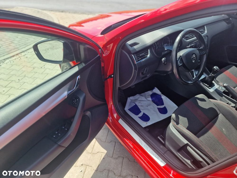 Skoda Octavia 1.6 TDI Sport Edition - 16