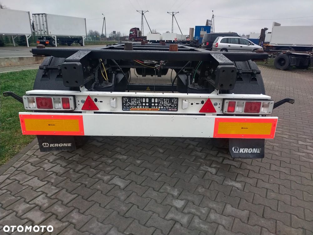 Krone Przyczep BDF 3 osie Gruba Solidna rama - 5