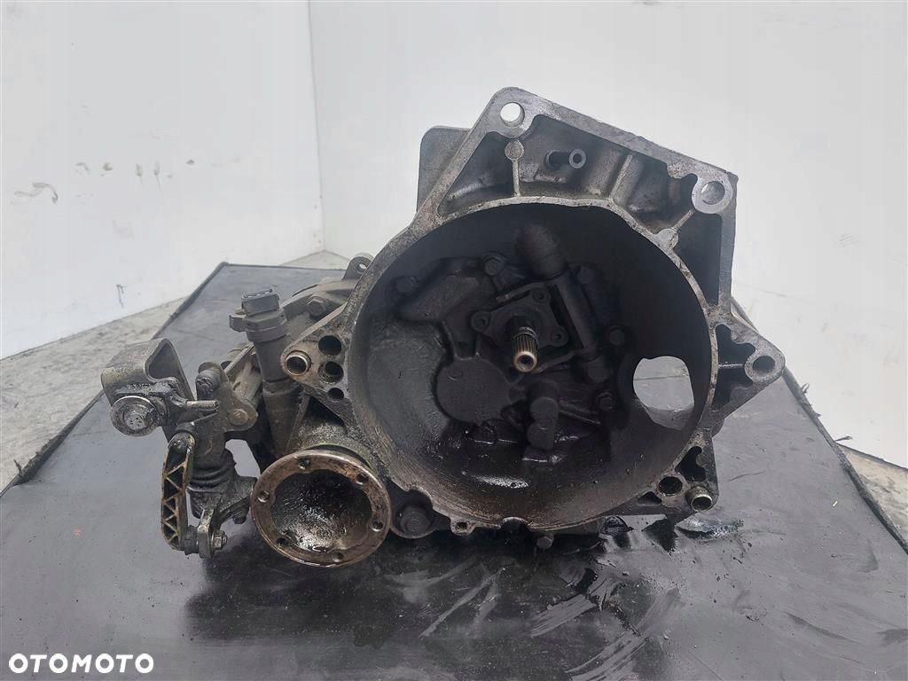 Skrzynia biegów Manualna VW Polo III KOD:DED 1.9SDI 62KM 1994-2001R - 1
