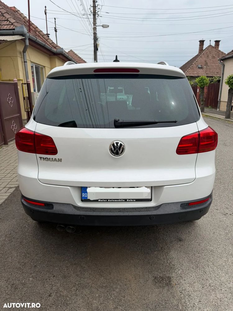 Volkswagen Tiguan 2.0 TDI DPF 4Motion BlueMotion Technology DSG Exclusive - 6