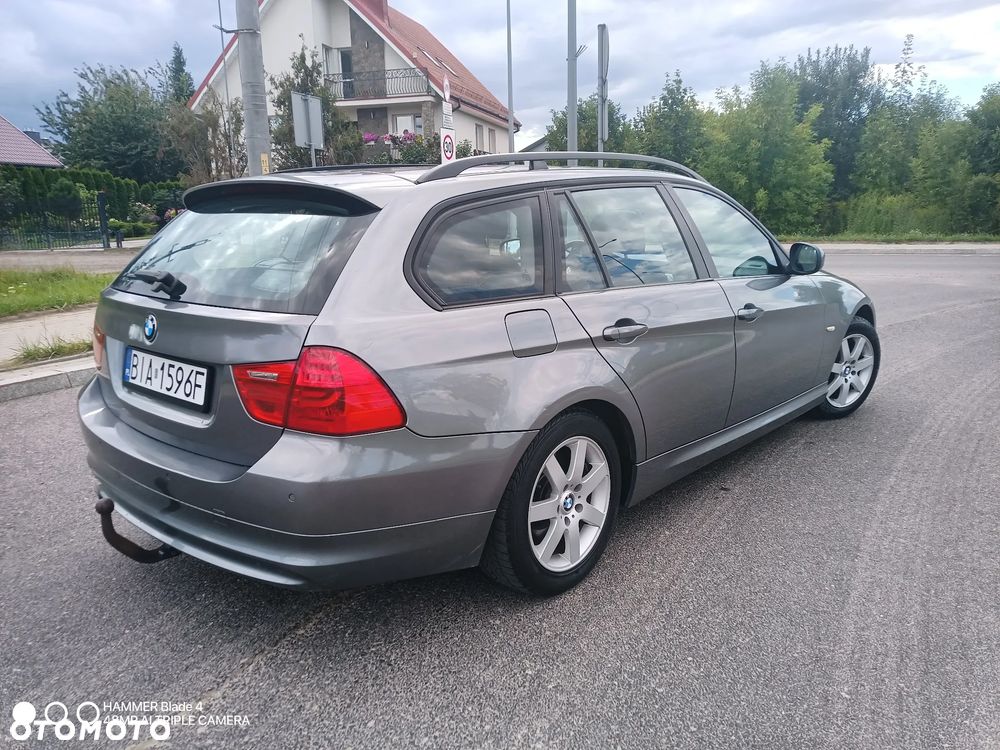 BMW Seria 3 320i Edition Exclusive - 4