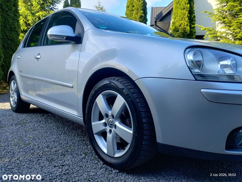 Volkswagen Golf 1.6 United - 2