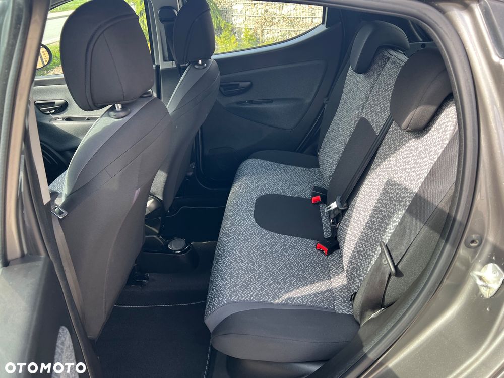 Lancia Ypsilon 1.2 8V Gold S&S EU6 - 17