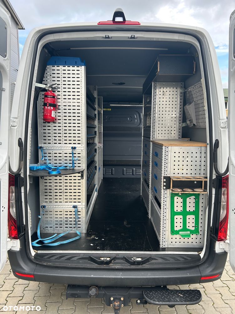 Mercedes-Benz Sprinter - 19