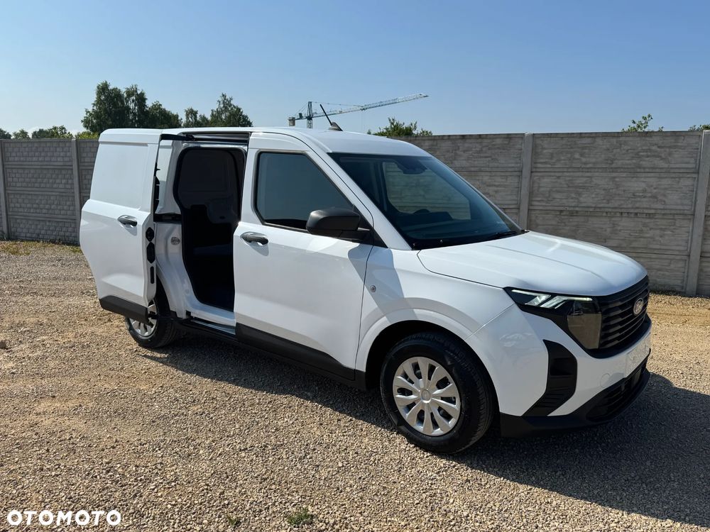 Ford Transit Courier - 3