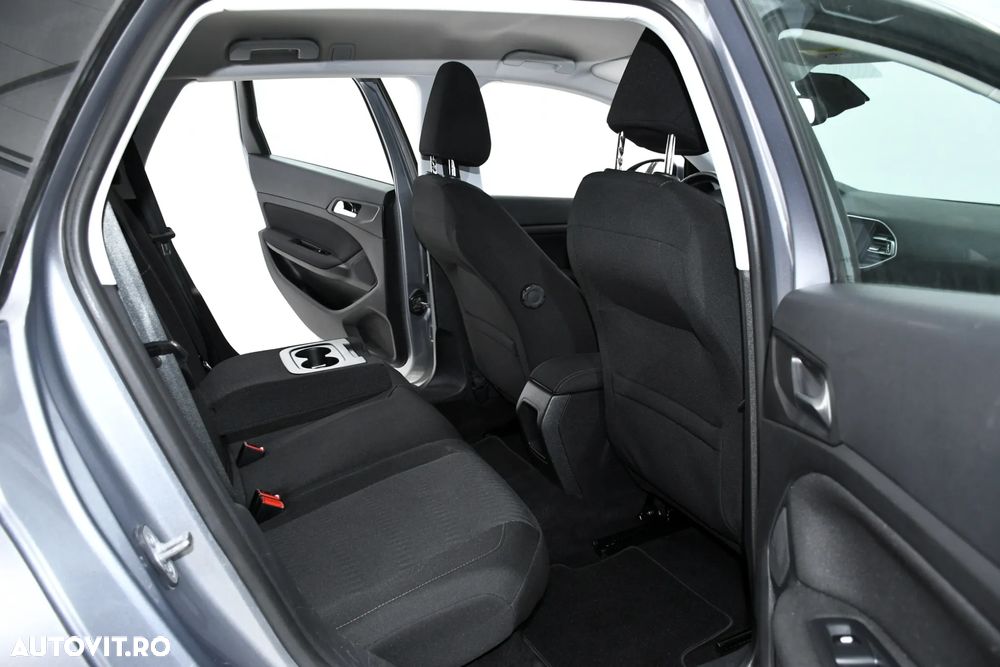Peugeot 308 - 6