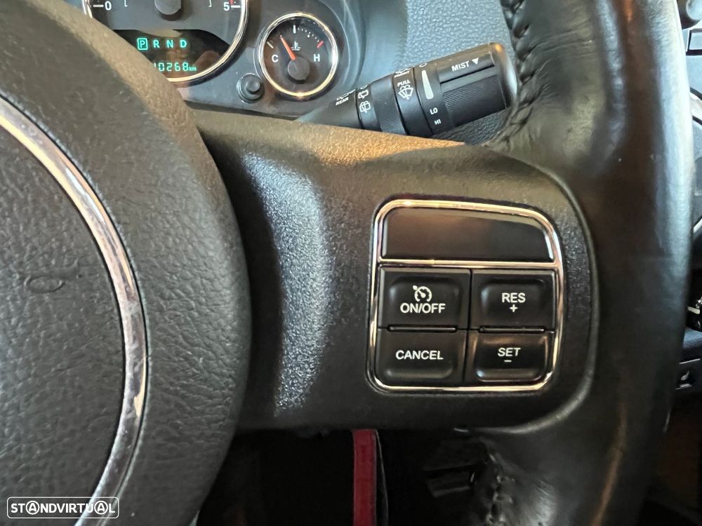 Jeep Wrangler Unlimited 2.8 CRD ATX Rubicon - 25