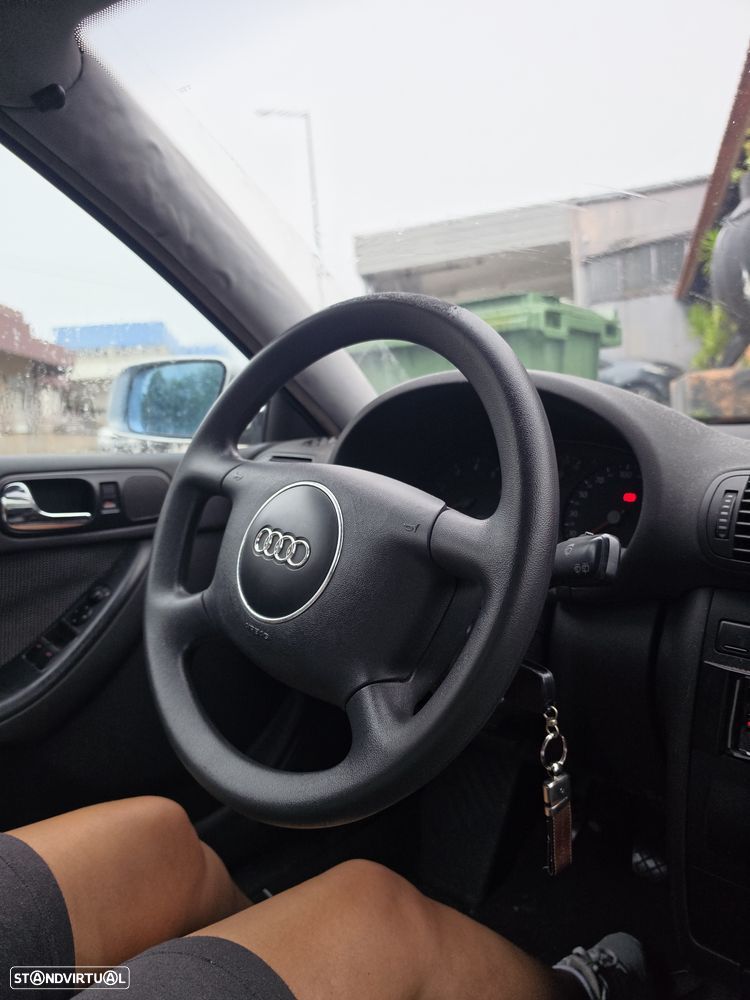 Audi A3 1.6 Attraction - 9