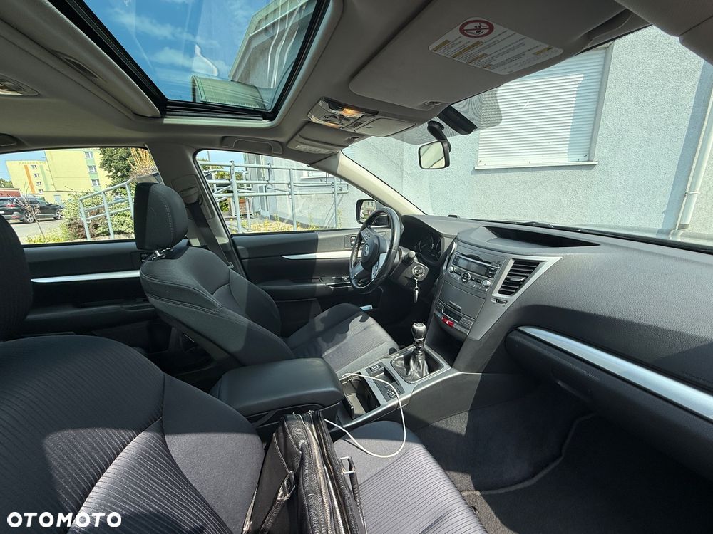 Subaru Legacy 2.0 D Comfort - 3