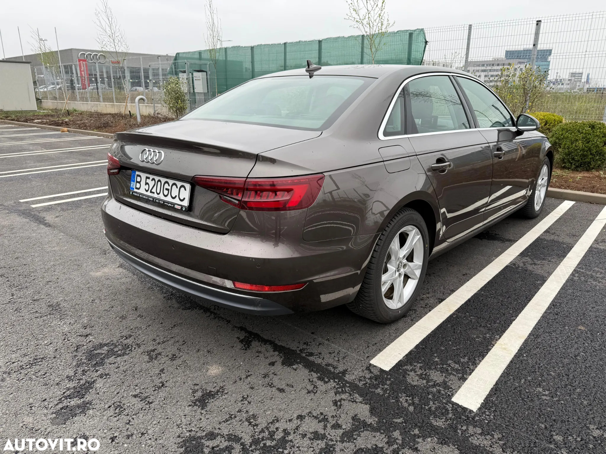 Audi A4 2.0 TDI S tronic - 10