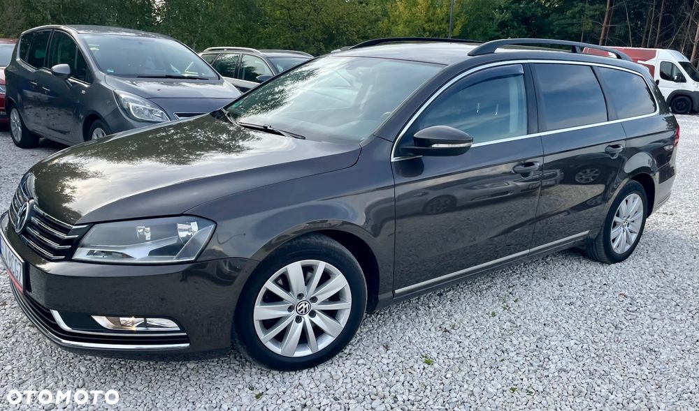 Volkswagen Passat Variant 2.0 Blue TDI DSG SCR Comfortline - 15