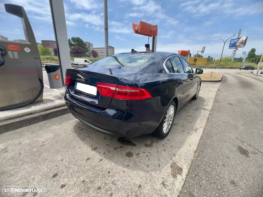Jaguar XE E-Performance Portfolio - 11
