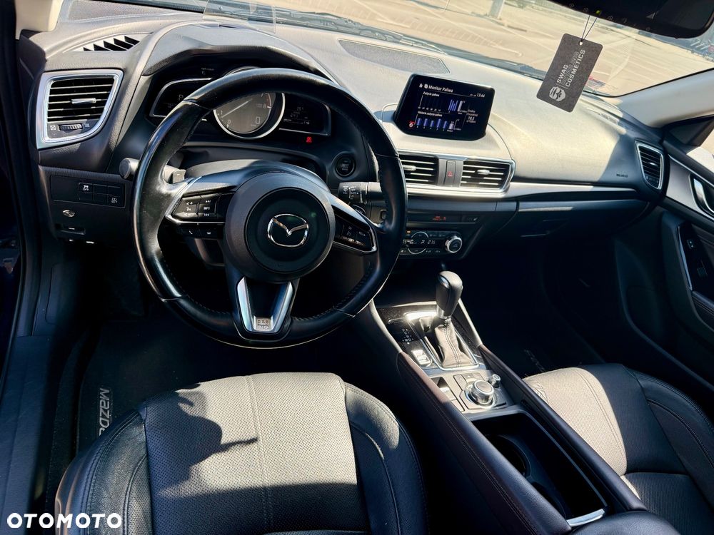 Mazda 3 - 13