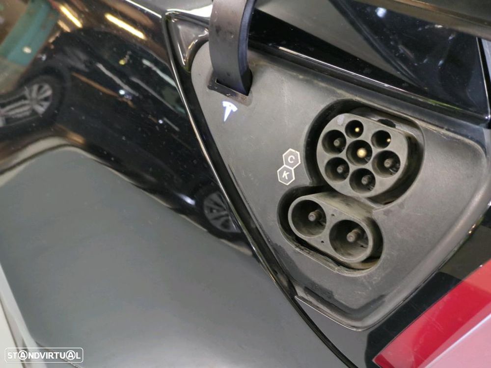 Tesla Model 3 Long-Range Dual Motor AWD - 12