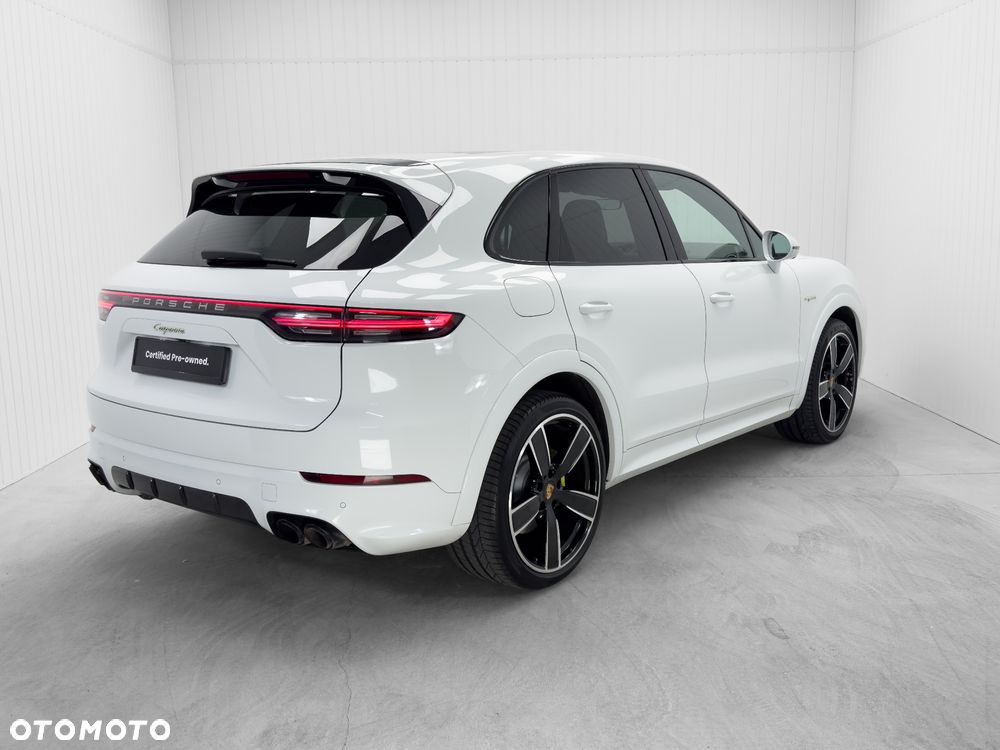 Porsche Cayenne - 3