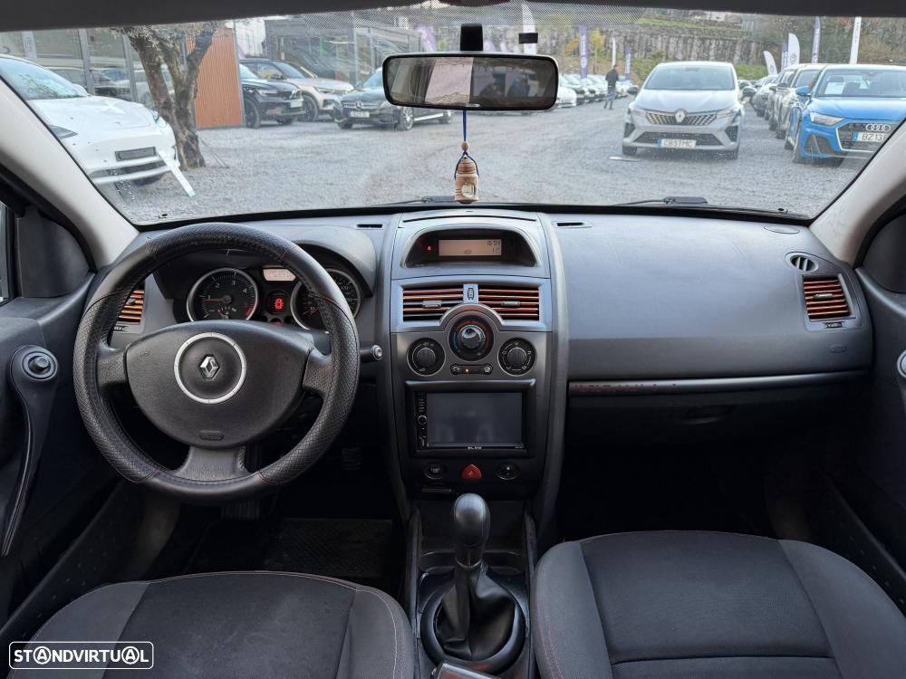 Renault Mégane 1.5 dCi Dynamique - 10