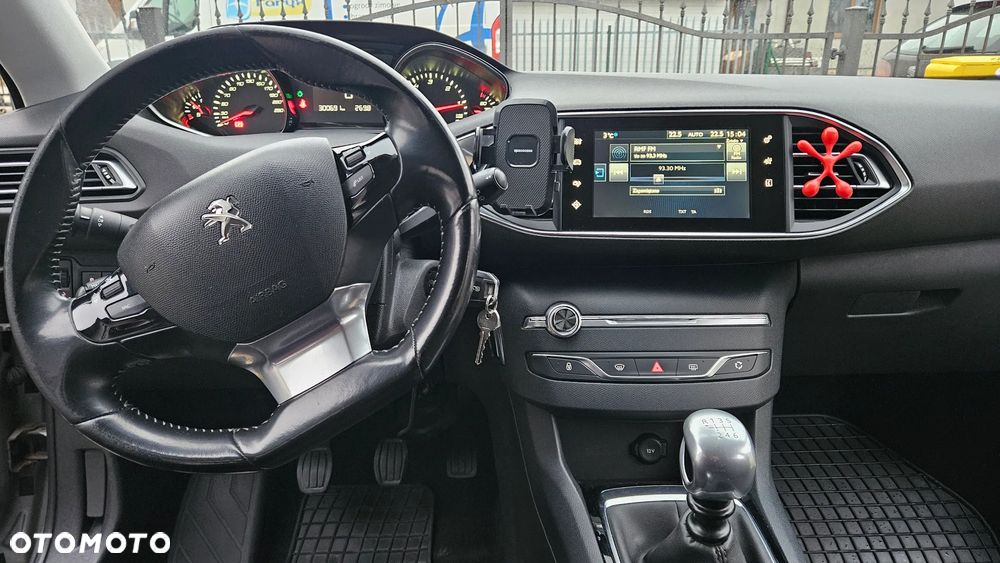 Peugeot 308 BlueHDi FAP 120 Stop & Start Allure - 17