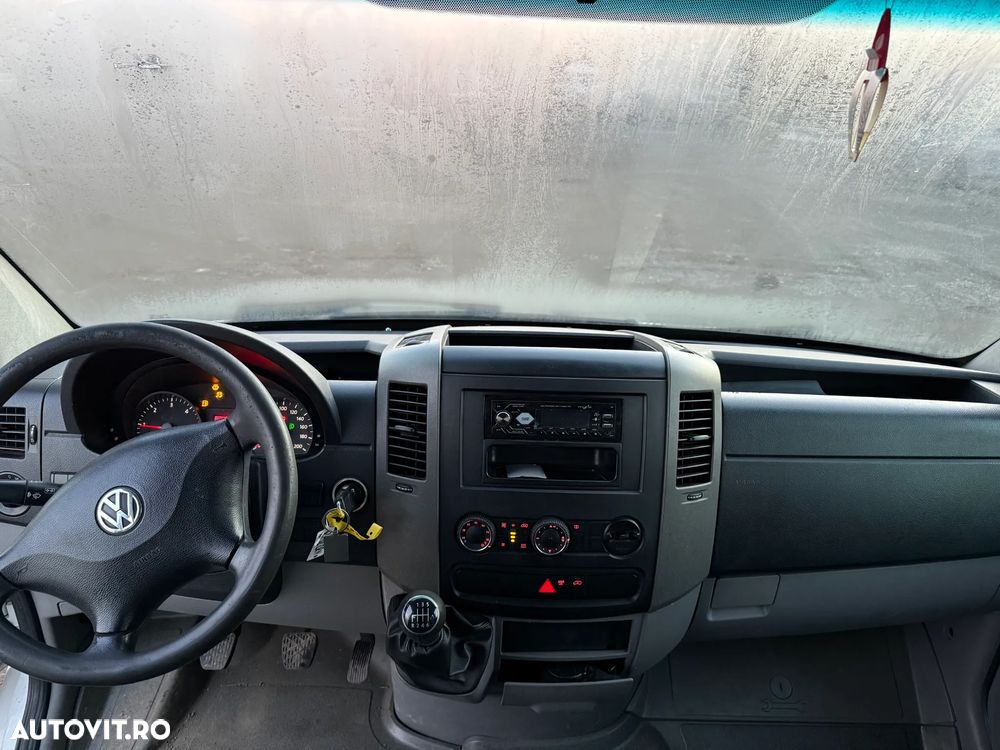 Volkswagen Crafter - 8