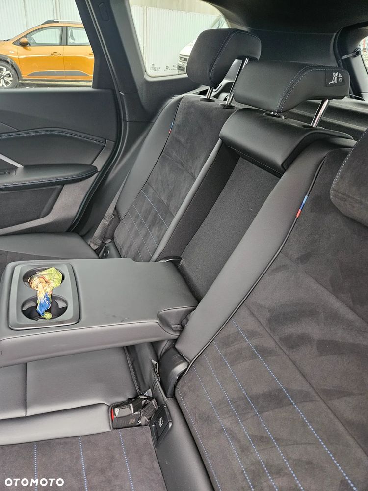 BMW iX1 xDrive30 66.5kWh M Sport Edition - 18