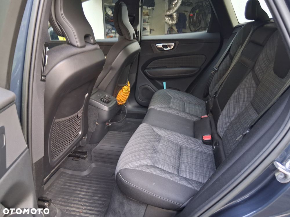 Volvo XC 60 B4 D Core - 6