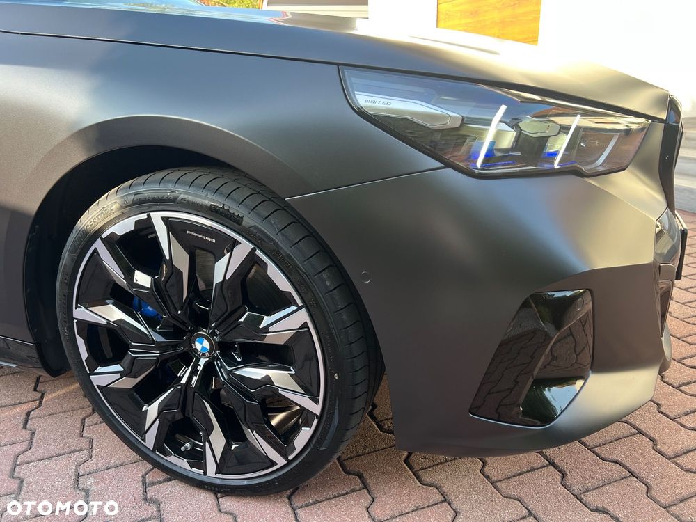 BMW Seria 5 540d xDrive mHEV M Sport - 13