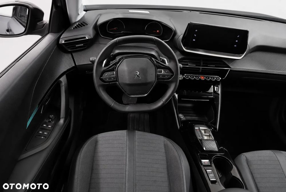 Peugeot 2008 1.2 PureTech Allure S&S EAT8 - 6