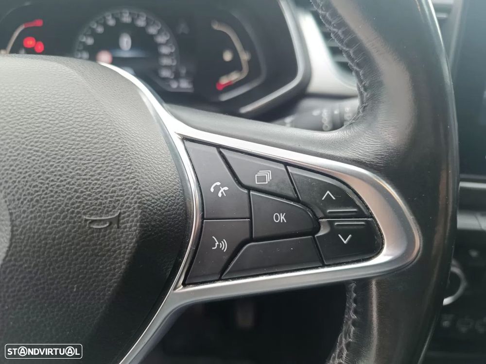 Renault Captur TCe 100 INTENS - 29