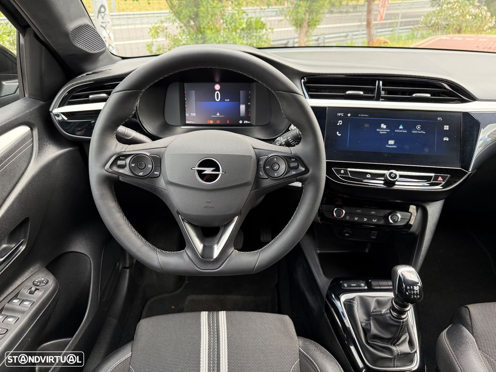 Opel Corsa 1.2 T GS - 40