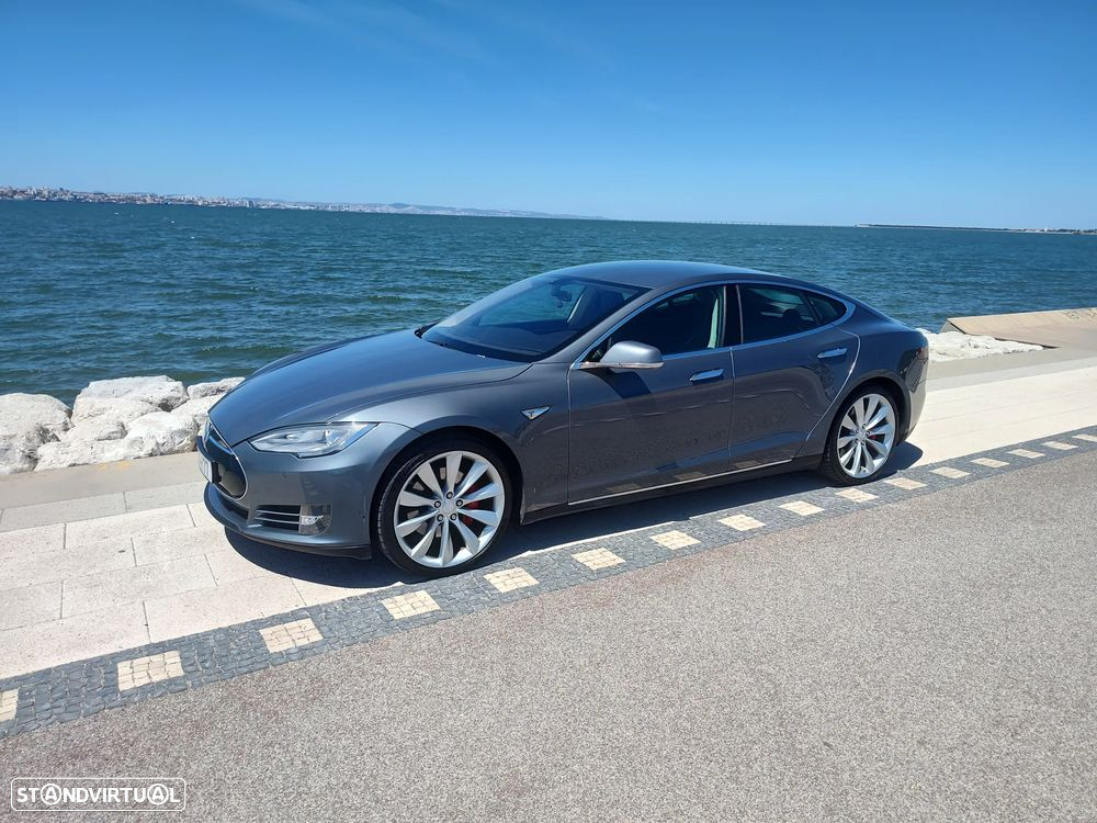 Tesla Model S 85 Perfomance - 4