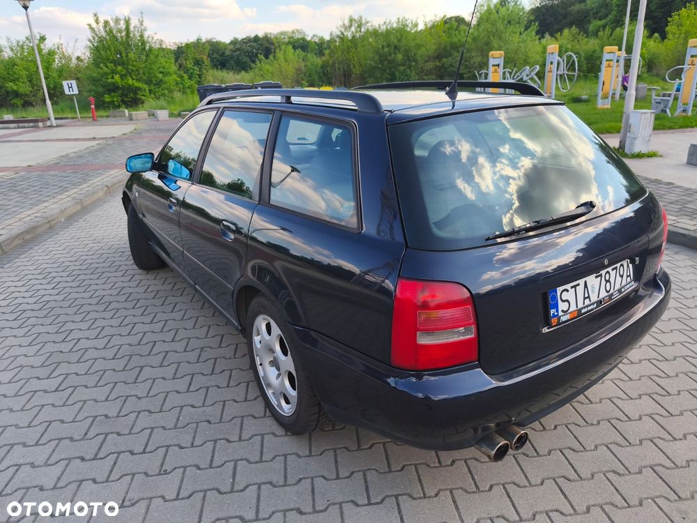 Audi A4 Avant - 6