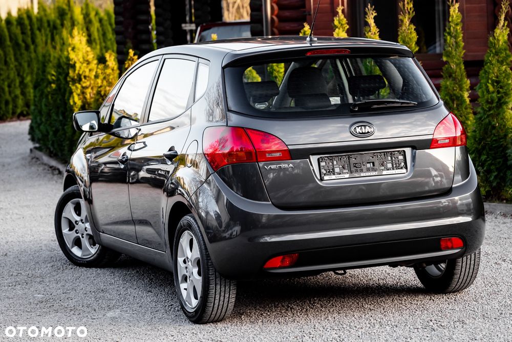 Kia Venga 1.6 CVVT Vision - 8