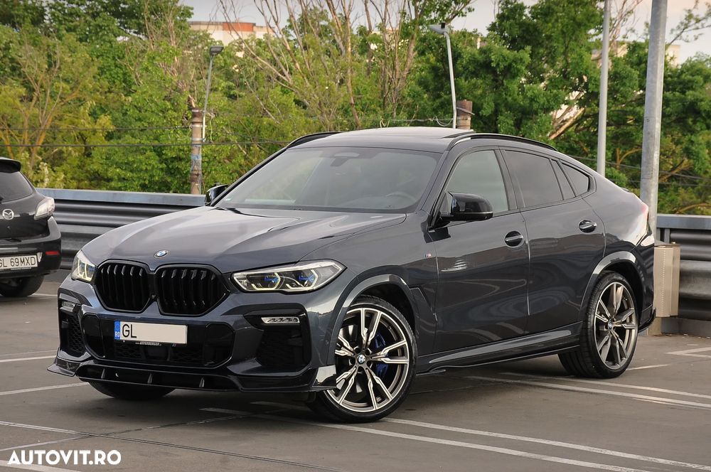 BMW X6 M M50i - 12