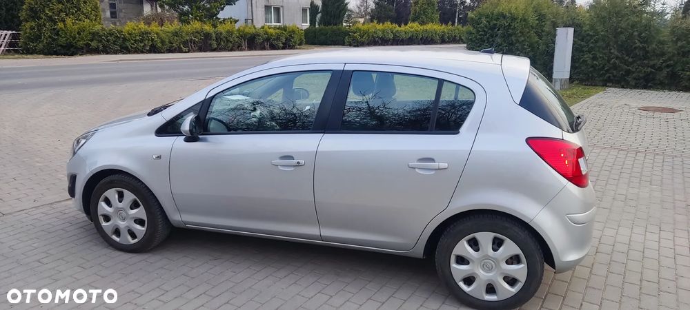 Opel Corsa 1.3 CDTI DPF EcoFLEX Start-Stop Edition - 2