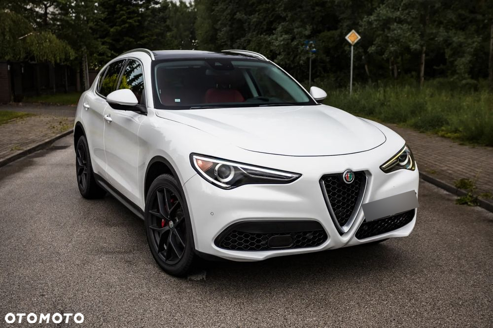 Alfa Romeo Stelvio 2.0 Turbo TI Q4 - 13