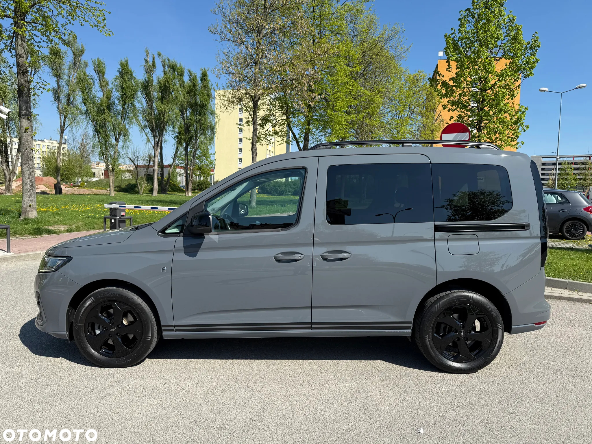 Ford Tourneo Connect - 8