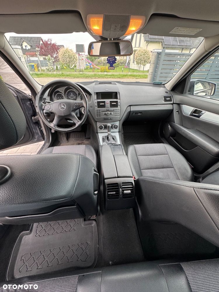 Mercedes-Benz Klasa C 220 CDI BlueEff 4-Matic Avantgarde - 15
