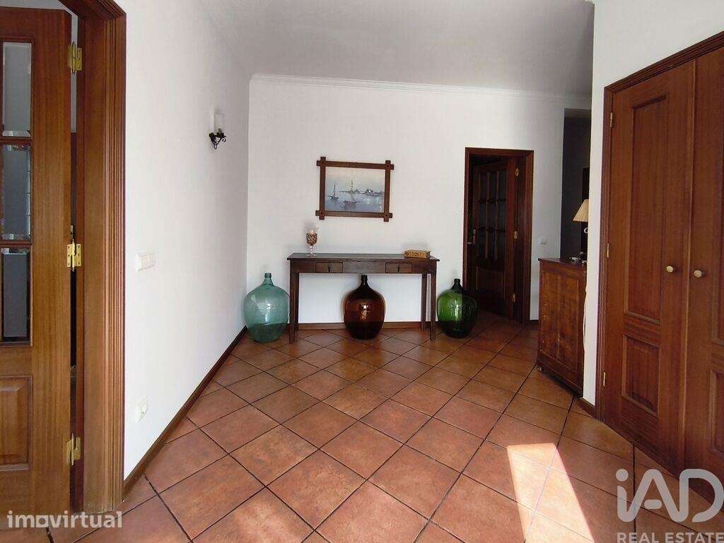 Casa / Villa T3 em Lamas de 386,5 m2 - Grande imagem: 2/40