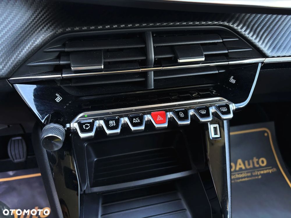 Peugeot 2008 PureTech 100 Allure - 31