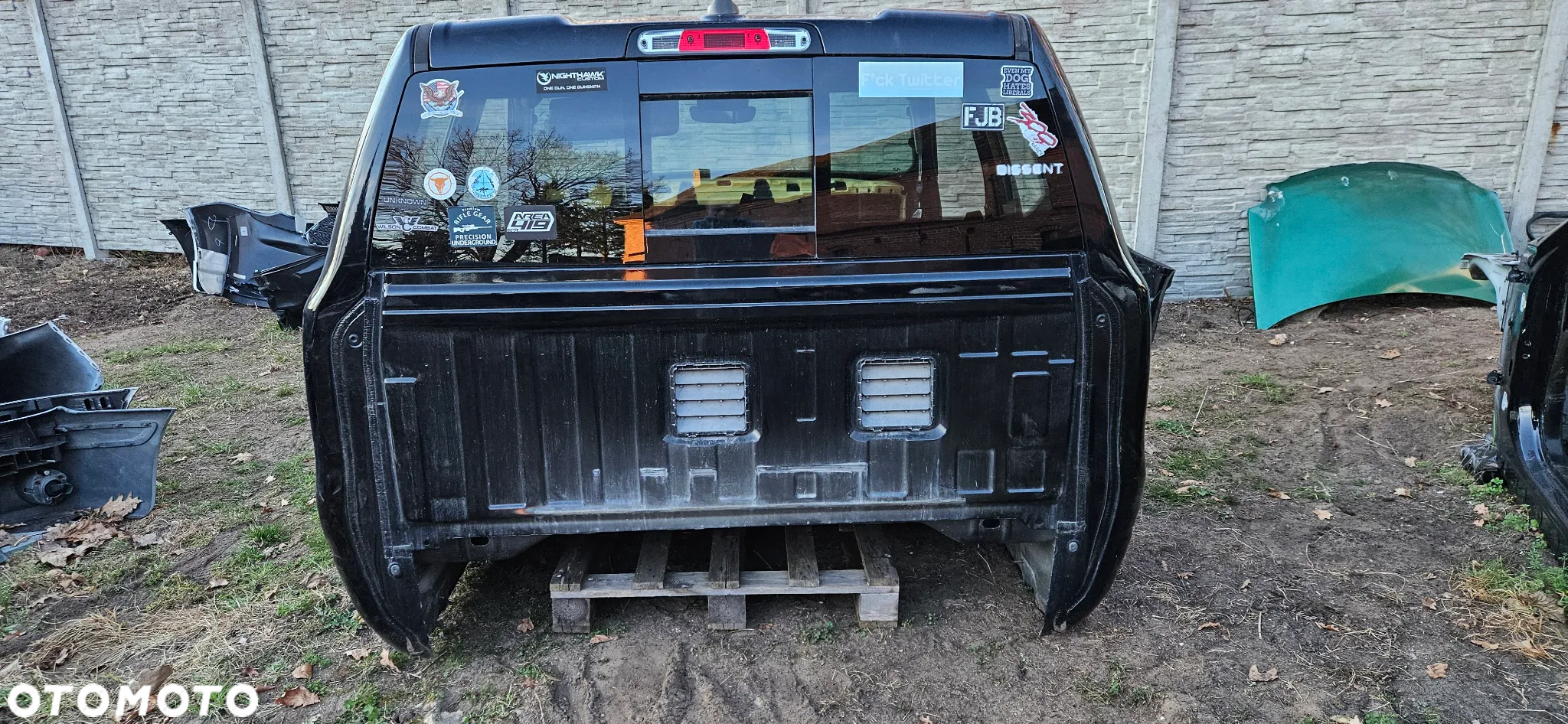 RAM 1500 V 5 2019- Big Horn KRÓTKI KRÓTKIE DRZWI QUAD CAB 1,5 Kabina Szkielet Buda Karoseria Ćwiartka Dach Próg Podłużnica Fartuch Ściana grodziowa   KOLOE PXJ stan idealny - 5