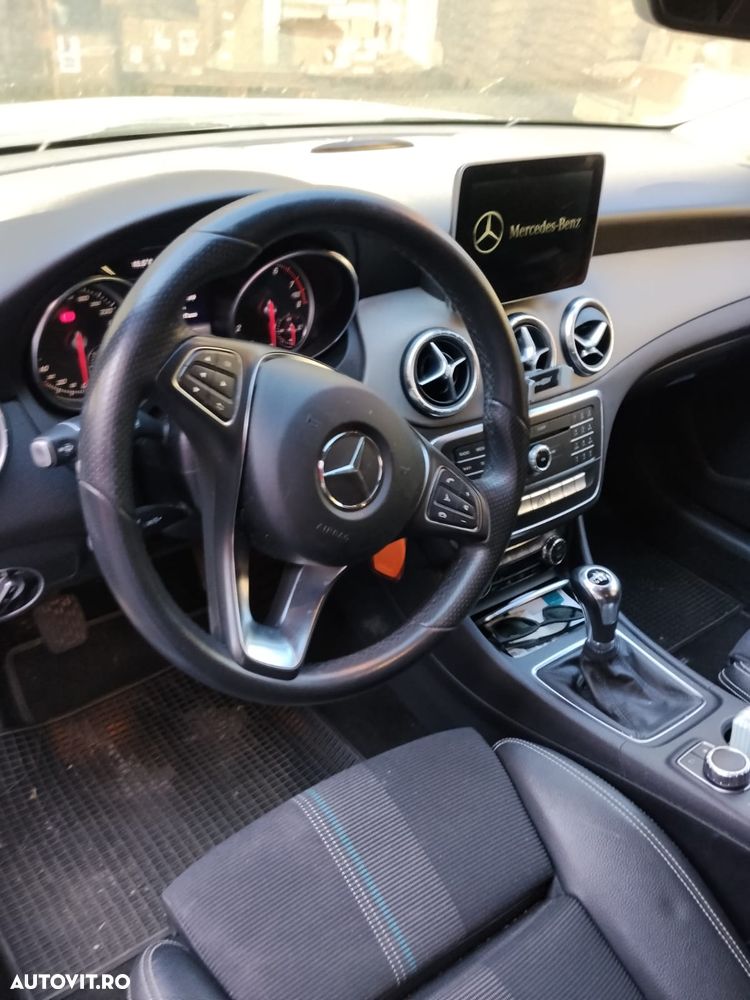 Mercedes-Benz CLA - 5