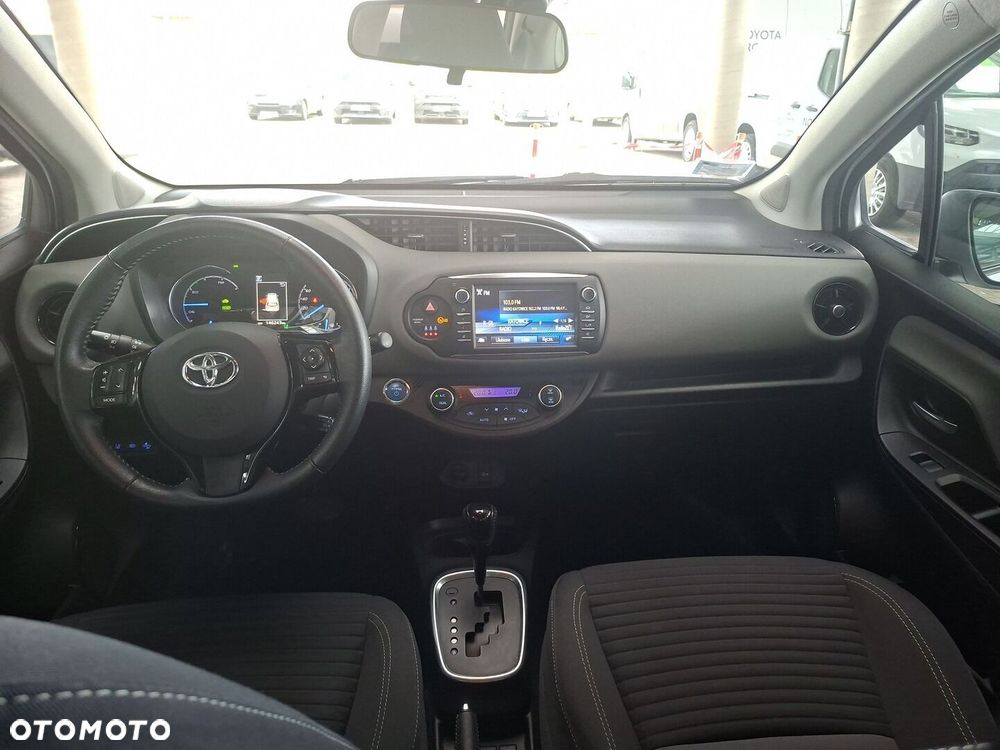 Toyota Yaris - 14