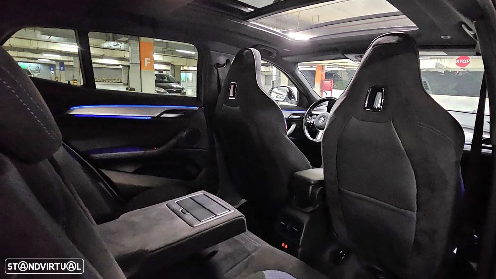 BMW X2 18 d sDrive Auto X Pack M - 25