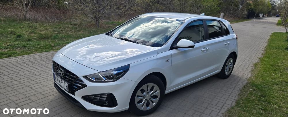 Hyundai i30 1.5 DPI Classic + - 5