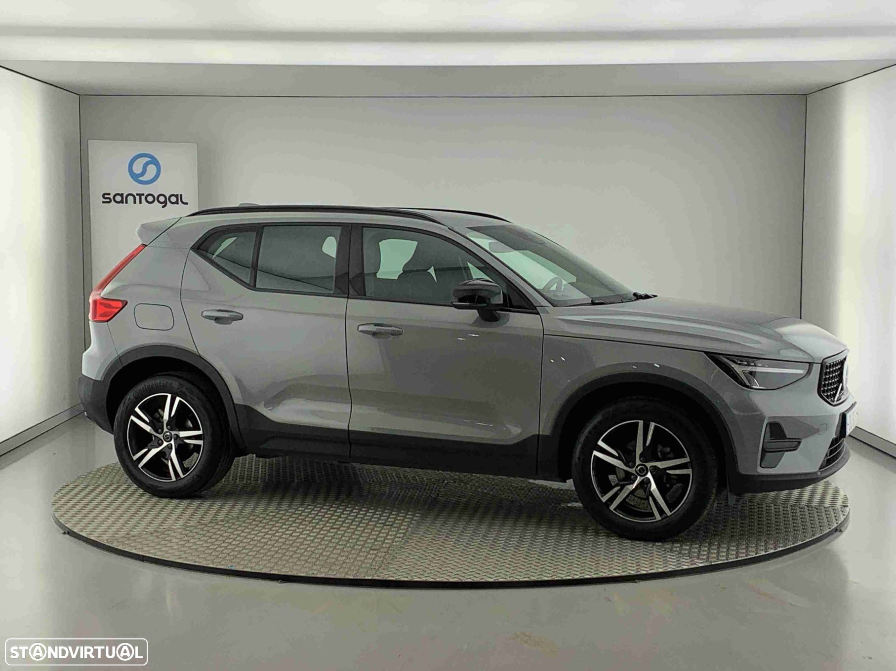 Volvo XC 40 1.5 T2 Plus Dark Auto - 1
