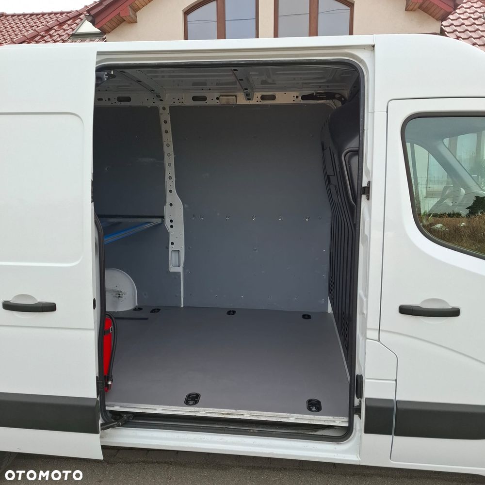 Renault Master - 32