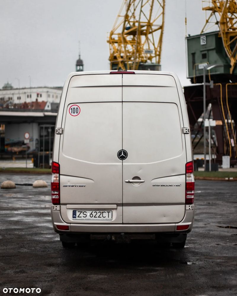 Mercedes-Benz SPRINTER - 9